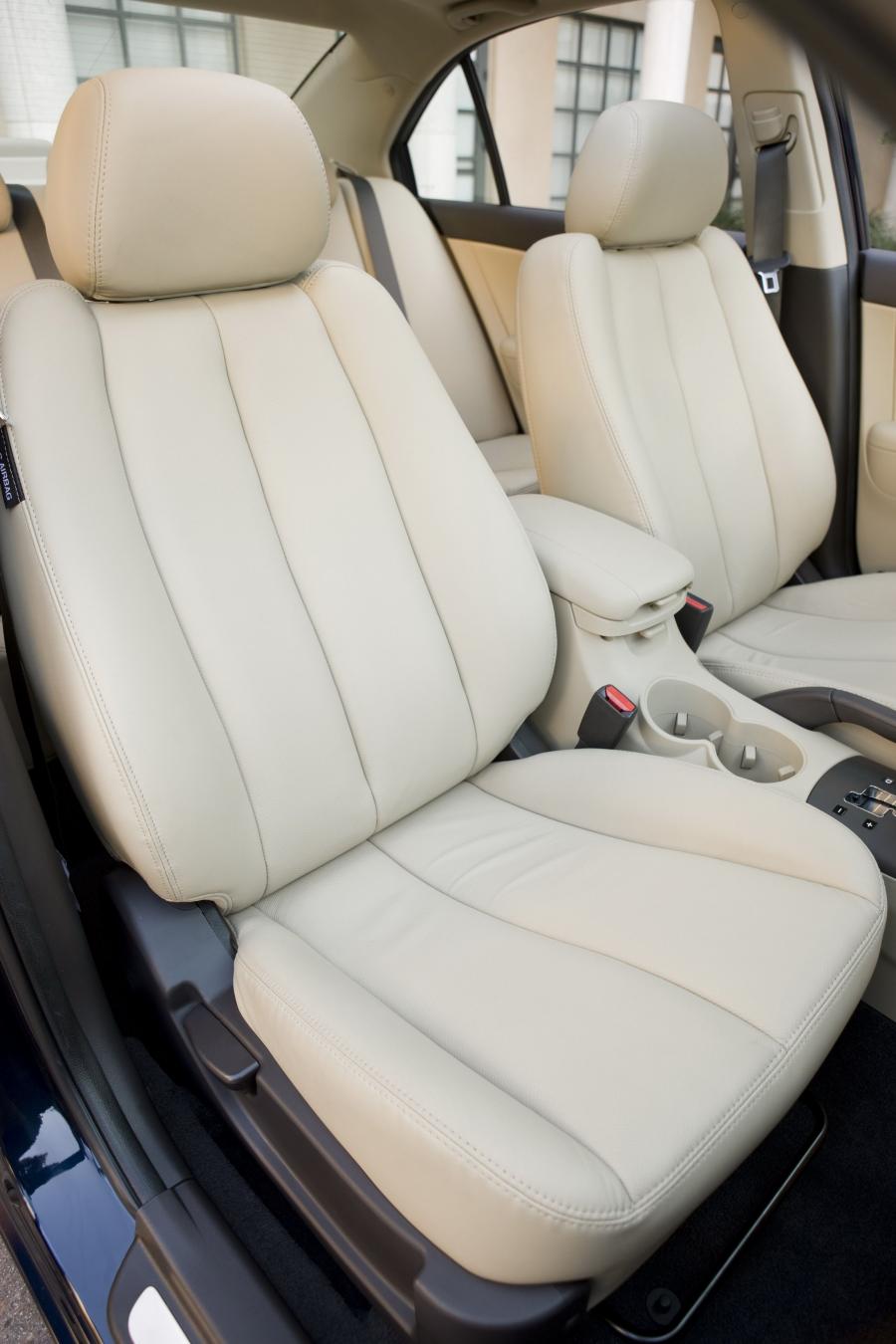  Hyundai Sonata 2009 года  (фото 26 из 40)